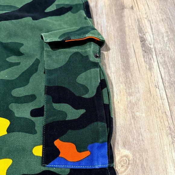 Forever 21 Cargo Jeans Mens 32 Green Multi Camouflage Denim Straight Leg Outdoor - Picture 11 of 11